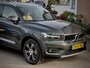 Volvo XC40 2.0 T4 INSCRIPTION PANODAK LEDER NAVI HARMAN KARDON LED LMV PDC PANODAK LEDER NAVI HARMAN KARDON LED LMV PDC