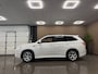 Mitsubishi Outlander 2.0 PHEV Instyle * Schuif-Kanteldak / Navigatie / LED / 18" LM Velgen / NL Auto *