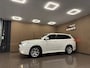 Mitsubishi Outlander 2.0 PHEV Instyle * Schuif-Kanteldak / Navigatie / LED / 18" LM Velgen / NL Auto *