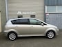 Toyota Verso 1.8 VVT-i Terra 7p. Cruise control / Airco / PDC / Trekhaak / APK 03-2027