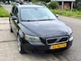 Volvo V50 2.4 Elan ECC Audio/CD Leder/stof LMV 18" Cruisecontrol ABS TCS ESP EBD Dakrails Trekhaak Dealeronderhoud Nieuwe Apk!