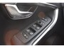 Volvo V40 T4 190PK Business Sport | PDC V/A | Cruise Control | Camera Achter | 17'' | Stoelverwarming
