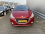 Peugeot 208 1.2 VTi Allure 137Dkm.NAP, Leer, Clima, CC, PDC, LM, Trekh, nw. APK – Inruil Mogelijk –