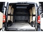 Mercedes-Benz Vito 116 CDI L2 Black Edition Camera, Cruise, LED, 164pk, Trekhaak, Leder, Multimedia, Automaat, Sensoren, Uniek!