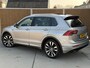 Volkswagen Tiguan 1.4 TSI R-line Automaat | Panoramdak | Leren bekleding | Stoelverwarming | 360 graden camera | Trekhaak uitklapbaar | LED koplampen adaptief | Keyless entry&start | Parkeersensoren voor en achter