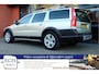 Volvo XC70 2.5T 210 pk Aut, Summum, Leer, Trekhaak