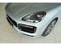 Porsche Cayenne Coupé 3.0 E-Hybrid | SportDesign | Sportchrono | Adapt. Cruise | Stoelventilatie | Bose | 360 Camera | Luchtvering | Pano | 18 Voudig | Keyless