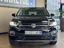 Volkswagen T-Cross 1.0 TSI Styl R-Line | Navi | ACC | Dode hoek| 17' | Carplay | PDC V+A | Stoelverwarming |