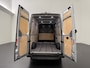 Volkswagen Crafter 2.0TDi 177PK DSG Automaat L3H3 | Navigatie | Camera | Airco | Cruise | 3-Zits | Betimmering