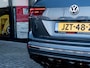 Volkswagen Tiguan 2.0 TSI 4Motion Highline R Line | Virtual Cockpit | Camera | Matrix LED Koplampen | Adaptieve Cruise Control | Navigatie | Stoelverwarming | Stuurwiel Verwarmd | Velours Bekleding | Elektrische Kofferklep | 4x4 |