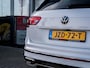 Volkswagen Tiguan 1.5 TSI R-Line Business+ | Schuif/ Kantel Panorama Dak | IQ Drive | Camera | Dode Hoek Detectie | Navigatie | Apple Carplay | Android Auto | Keyless Entry | LED Koplampen | Facelift | 3x R-Line |