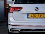 Volkswagen Tiguan 1.5 TSI R-Line Business+ | Schuif/ Kantel Panorama Dak | IQ Drive | Camera | Dode Hoek Detectie | Navigatie | Apple Carplay | Android Auto | Keyless Entry | LED Koplampen | Facelift | 3x R-Line |