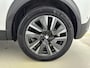 Peugeot e-2008 EV GT 50 kWh | SOH 99,5 % | Stoelverwarming | Panoramisch schuif kantelraam | Alcantara interieur | 18 inch lichtmetalen velgen |
