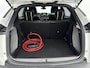 Peugeot e-2008 EV GT 50 kWh | SOH 99,5 % | Stoelverwarming | Panoramisch schuif kantelraam | Alcantara interieur | 18 inch lichtmetalen velgen |