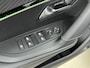 Peugeot e-2008 EV GT 50 kWh | Stoelverwarming | Panoramisch schuif kantelraam | Alcantara interieur |