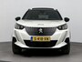 Peugeot e-2008 EV GT 50 kWh | SOH 99,5 % | Stoelverwarming | Panoramisch schuif kantelraam | Alcantara interieur | 18 inch lichtmetalen velgen |
