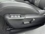 Peugeot e-2008 EV GT 50 kWh | SOH 99,5 % | Stoelverwarming | Panoramisch schuif kantelraam | Alcantara interieur | 18 inch lichtmetalen velgen |