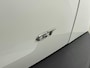 Peugeot e-2008 EV GT 50 kWh | Stoelverwarming | Panoramisch schuif kantelraam | Alcantara interieur |