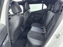 Peugeot e-2008 EV GT 50 kWh | SOH 99,5 % | Stoelverwarming | Panoramisch schuif kantelraam | Alcantara interieur | 18 inch lichtmetalen velgen |