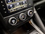 Renault Kadjar 1.3 TCe Intens Sport (APPLE CARPLAY, NAVIGATIE, CLIMATE, CAMERA, LEDER, KEYLESS, SPORTSTOELEN, GETINT GLAS, TREKHAAK, CRUISE, NIEUWSTAAT)