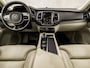Volvo XC90 2.0 T8 Twin Engine AWD Inscription 7 Persoons 408Pk Automaat (PANORAMADAK, LUCHTVERING, BOWERS&WILKINS, STOELVENTILATIE, MEMORY SEATS, CAMERA, GETINT GLAS, ADAPTIVE CRUISE, NIEUWSTAAT)