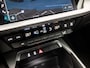 Audi A3 Sportback 35 TFSI Sport 150Pk Automaat (APPLE CARPLAY, GROOT NAVI, CLIMATE, GETINT GLAS, SPORTSTOELEN, ZWART HEMEL, PARKEERSENSOREN, LED, LANE ASSIST, NIEUWSTAAT)