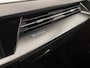 Audi A3 Sportback 35 TFSI Sport 150Pk Automaat (APPLE CARPLAY, GROOT NAVI, CLIMATE, GETINT GLAS, SPORTSTOELEN, ZWART HEMEL, PARKEERSENSOREN, LED, LANE ASSIST, NIEUWSTAAT)