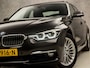 BMW 3-Serie 330e High Executive 252Pk Automaat (SCHUIFDAK, GROOT NAVI, ZWART HEMEL, LEDER, STOELVERWARMING, SPORTSTOELEN, PARKEERSENSOREN, XENON, CRUISE, NIEUWE APK, NIEUWSTAAT)