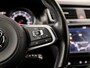 Volkswagen Golf 1.4 TSI GTE Sport 204Pk Automaat (APPLE CARPLAY, NAVIGATIE, CLIMATE, PARKEERSENSOREN, SPORTSTOELEN, GETINT GLAS, TREKHAAK, NIEUWE APK, NIEUWSTAAT)