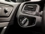 Volkswagen Golf 1.4 TSI GTE Sport 204Pk Automaat (APPLE CARPLAY, NAVIGATIE, CLIMATE, PARKEERSENSOREN, SPORTSTOELEN, GETINT GLAS, TREKHAAK, NIEUWE APK, NIEUWSTAAT)