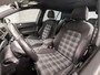 Volkswagen Golf 1.4 TSI GTE Sport 204Pk Automaat (APPLE CARPLAY, NAVIGATIE, CLIMATE, PARKEERSENSOREN, SPORTSTOELEN, GETINT GLAS, TREKHAAK, NIEUWE APK, NIEUWSTAAT)