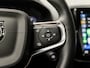 Volvo XC40 1.5 T2 Momentum Sport Automaat (APPLE CARPLAY, GROOT NAVI, STUUR/STOELVERWARMING, CAMERA, SPORTSTOELEN, KEYLESS, ELEK ACHTERKLEP, NIEUWSTAAT)