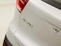 Volvo XC40 1.5 T2 Momentum Sport Automaat (APPLE CARPLAY, GROOT NAVI, STUUR/STOELVERWARMING, CAMERA, SPORTSTOELEN, KEYLESS, ELEK ACHTERKLEP, NIEUWSTAAT)