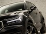 Volvo XC40 1.5 T5 Recharge Inscription 252Pk Automaat (PANORAMADAK, APPLE CARPLAY, GROOT NAVI, CAMERA, SPORTSTOELEN, KEYLESS, LED, NIEUWE APK, NIEUWSTAAT)