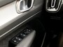 Volvo XC40 1.5 T5 Recharge Plug-in Hybrid 252Pk Automaat (PANORAMADAK, APPLE CARPLAY, GROOT NAVI, CAMERA, SPORTSTOELEN, KEYLESS, LED, NIEUWE APK, NIEUWSTAAT)