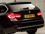 BMW 3-Serie 318i Luxury Sport Automaat (VIRTUAL COCKPIT, GROOT NAVI, COGNAC LEDER, STOELVERWARMING, PARKEERSENSOREN, ELEK ACHTERKLEP, GETINT GLAS, NIEUWE APK, NIEUWSTAAT)