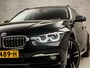 BMW 3-Serie 318i Luxury Sport Automaat (VIRTUAL COCKPIT, GROOT NAVI, COGNAC LEDER, STOELVERWARMING, PARKEERSENSOREN, ELEK ACHTERKLEP, GETINT GLAS, NIEUWE APK, NIEUWSTAAT)