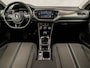 Volkswagen T-Roc 1.0 TSI Sport (APPLE CARPLAY, GROOT NAVI, ADAPTIVE CRUISE, PARKEERSENSOREN, SPORTSTOELEN, LANE ASSIST, NIEUWE APK, NIEUWSTAAT)