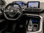 Peugeot 5008 1.2 PureTech Allure Sport 7 Persoons 131Pk Automaat (APPLE CARPLAY, GROOT NAVI, LEDER, PARKEERSENSOREN, SPORTSTOELEN, GETINT GLAS, LANE ASSIST, CRUISE, NIEUWE APK, NIEUWSTAAT)