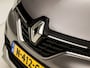 Renault Captur 1.3 TCe Dynamic Intense Sport 150Pk Automaat (NAVIGATIE, CLIMATE, CAMERA, GETINT GLAS, SPORTSTOELEN, PARKEERSENSOREN, CRUISE, NIEUWE APK, NIEUWSTAAT)