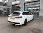 Volkswagen Passat Variant 1.5 eTSI R-Line Edition | Trekhaak | Panoramadak | Eletrische A-klep | Head up Display | Stoel-Stuur verwarming | Matrix lead koplampen |