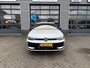 Volkswagen Passat Variant 1.5 eTSI R-Line Edition | Trekhaak | Panoramadak | Eletrische A-klep | Head up Display | Stoel-Stuur verwarming | Matrix lead koplampen |