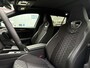 Volkswagen Passat Variant 1.5 eTSI R-Line Edition | Trekhaak | Panoramadak | Eletrische A-klep | Head up Display | Stoel-Stuur verwarming | Matrix lead koplampen |
