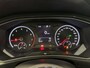 Volkswagen T-Roc 1.5 TSI 150pk DSG Sport · Panoramadak · Afneembare Trekhaak · Stoelverwarming · Navigatie · 17"Velgen · Elek. Inklapbare Spiegels ·
