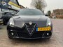 Alfa Romeo Giulietta 1.4 Turbo MultiAir 170PK QV Line Sport + 18"/ Navi/ Clima/ Cruise/ Panorama/ Leder/ Xenon/ NL auto