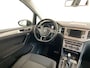 Volkswagen Golf Sportsvan 1.0 TSI Connected Series. APK 03-2027!