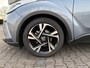 Toyota C-HR 1.8 HYBRID STYLE STOELVERW BLIND-SPOT PARK-SENSOREN NAVI APPLE/ANDROID KEYLESS 18" LM-VELGEN ALL-SEASONS