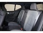 Volvo XC40 B3 Plus Black Edition - Panorama/schuifdak - IntelliSafe Assist & Surround - 360º Camera - Harman/Kardon audio - Verwarmde voorstoelen & stuur - Parkeersensoren voor & achter - Elektr. bedienb. voorstoelen met geheugen links - Draadloze tel. lader - Extra getint glas - 20' LMV