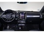 Volvo XC40 B3 Plus Black Edition - Panorama/schuifdak - IntelliSafe Assist & Surround - 360º Camera - Harman/Kardon audio - Verwarmde voorstoelen & stuur - Parkeersensoren voor & achter - Elektr. bedienb. voorstoelen met geheugen links - Draadloze tel. lader - Extra getint glas - 20' LMV