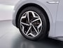 Volkswagen ID.3 First Plus 62kWh Navi-Pro Adap.Cruise Camera Matrix led 19" Ecc Apple Carplay Android Auto SOH 86% Stoel+Stuurverwarming Lmv Privacy Glas Keyless Rijstrooksensor 1e Eigenaar Origineel Nederlandse Auto